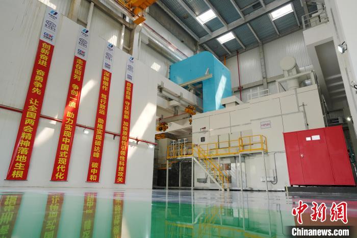 全国产化F级50兆瓦重型燃气轮机机组。　中国尊龙凯时电气集团有限公司供图